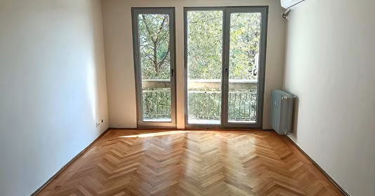 Apartament Titan