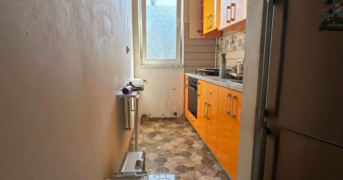 Apartament de vânzare cu 4 camere în zona Drumul Taberei, Sector 6