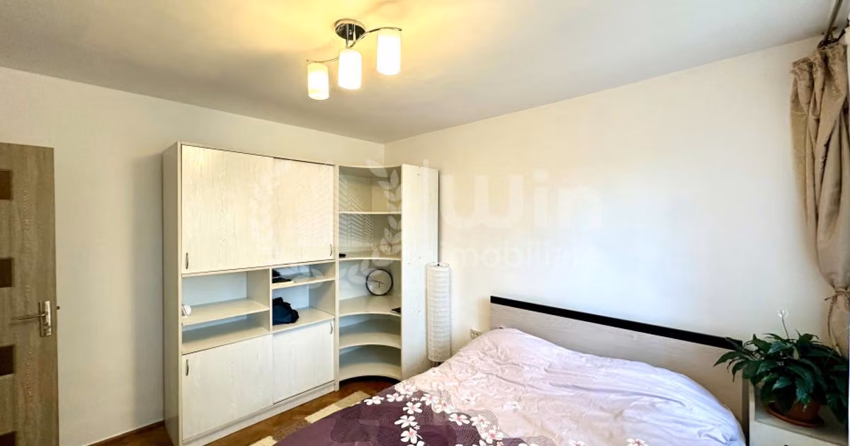 Apartament de vânzare cu 2 camere, mobilat în zona Mănăștur, Cluj-Napoca