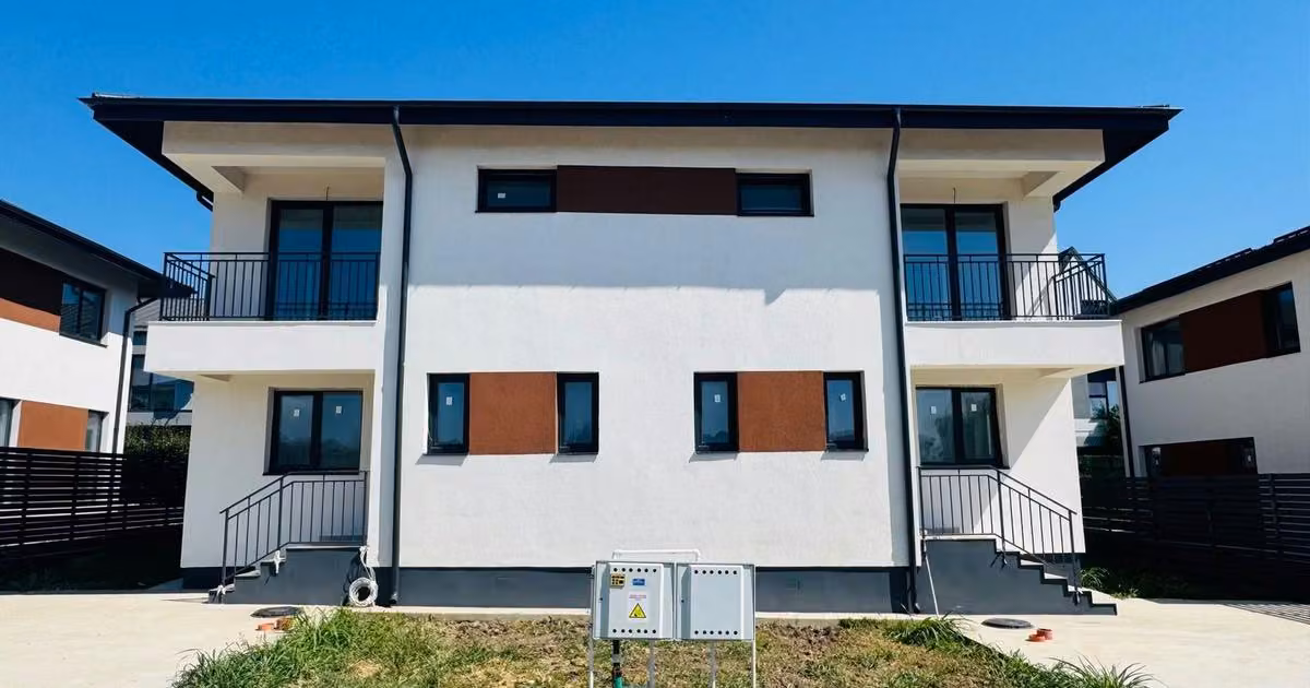 Casă de vânzare cu 3 camere în Otopeni