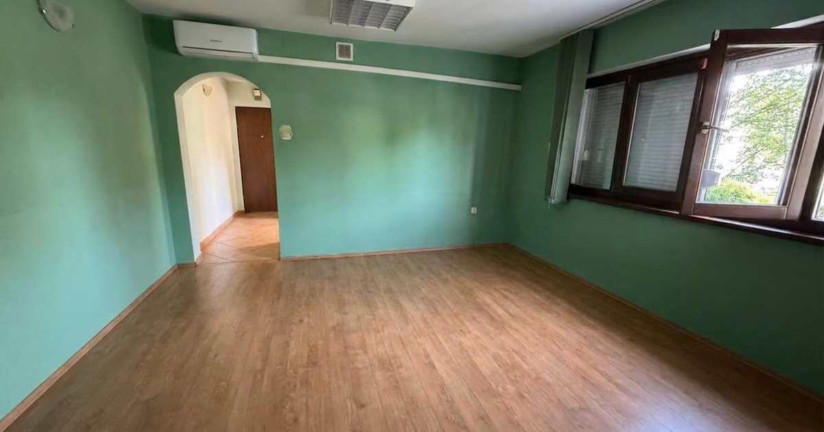Apartament de vânzare cu 3 camere în zona Aradului, Timișoara
