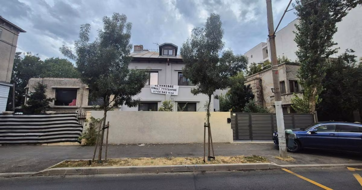 Casă individuală de vânzare cu 7 camere în zona Drumul Sării, Sector 6