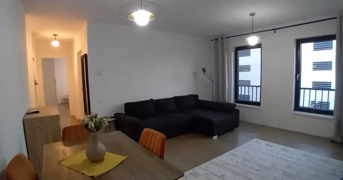 Apartament de vânzare cu 3 camere, mobilat în Voluntari