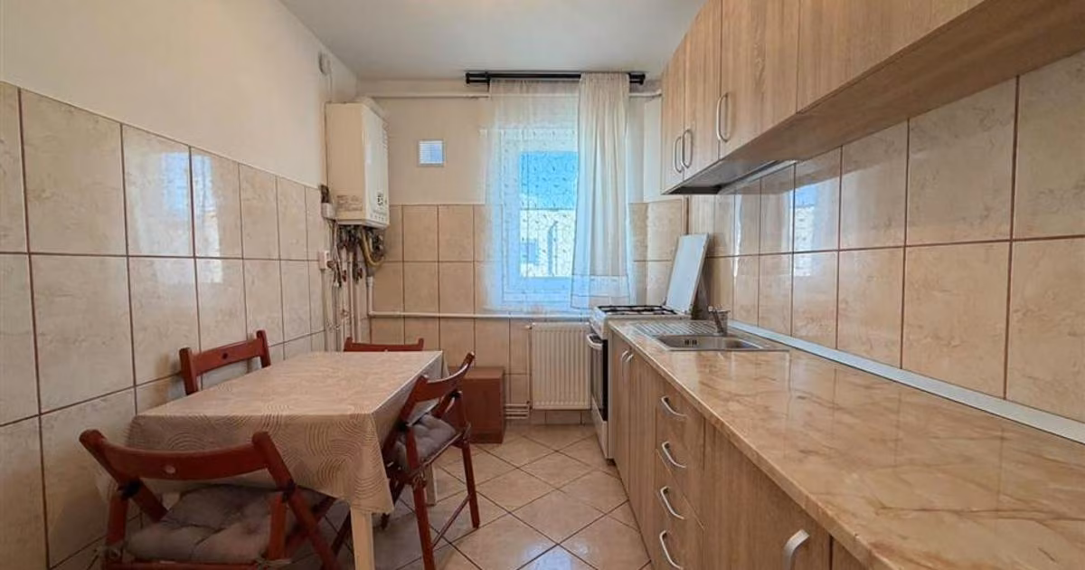 Apartament de vânzare cu 2 camere în zona Bartolomeu, Brașov