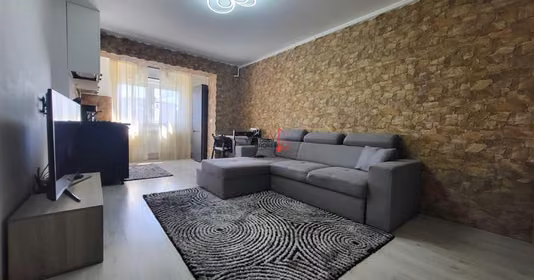 Apartament Titan