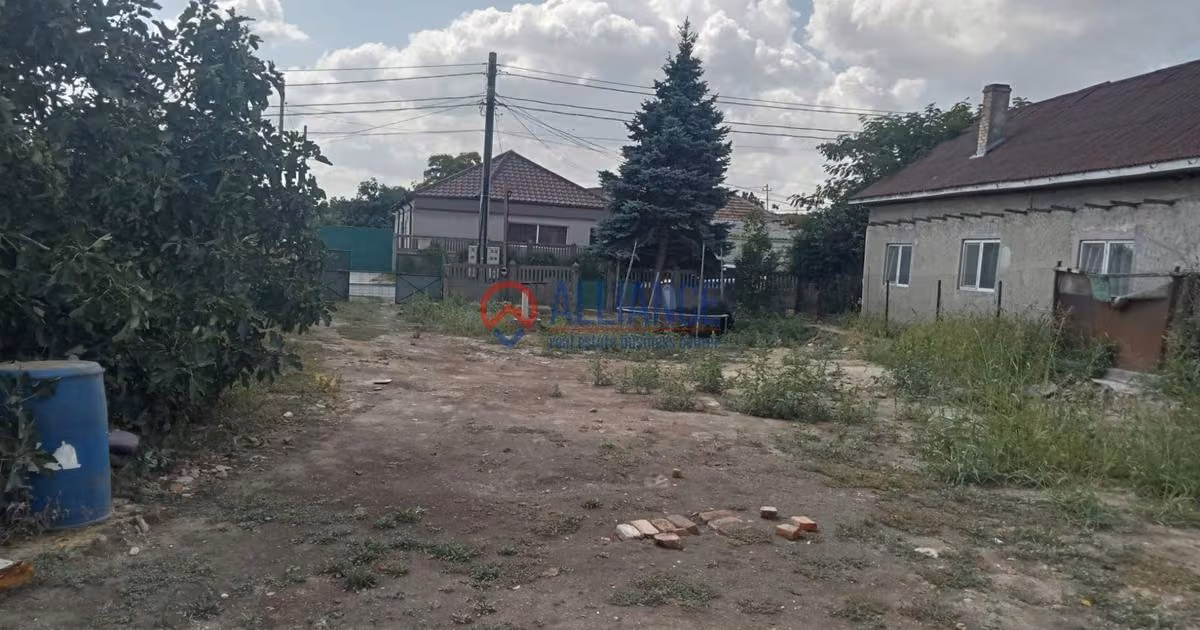 Teren de vânzare de 486 mp, în Ovidiu