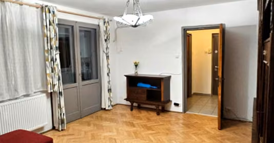 Apartament Militari