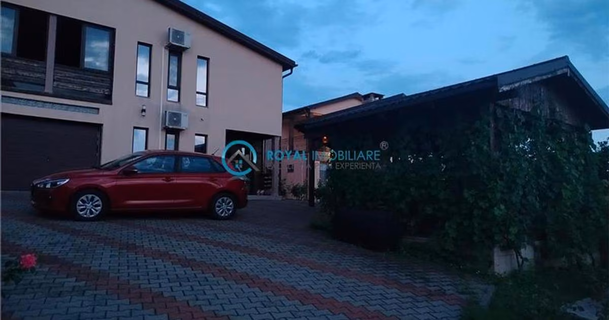Casă individuală de vânzare cu 5 camere în Chițorani
