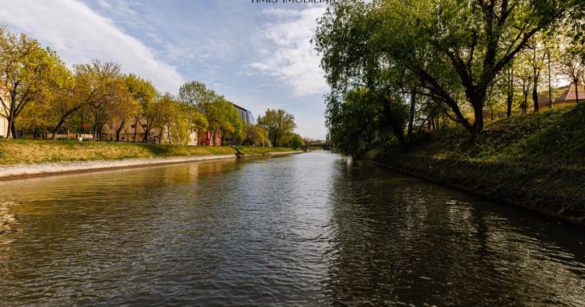 Apartament de vânzare cu 3 camere, mobilat în zona Iosefin, Timișoara