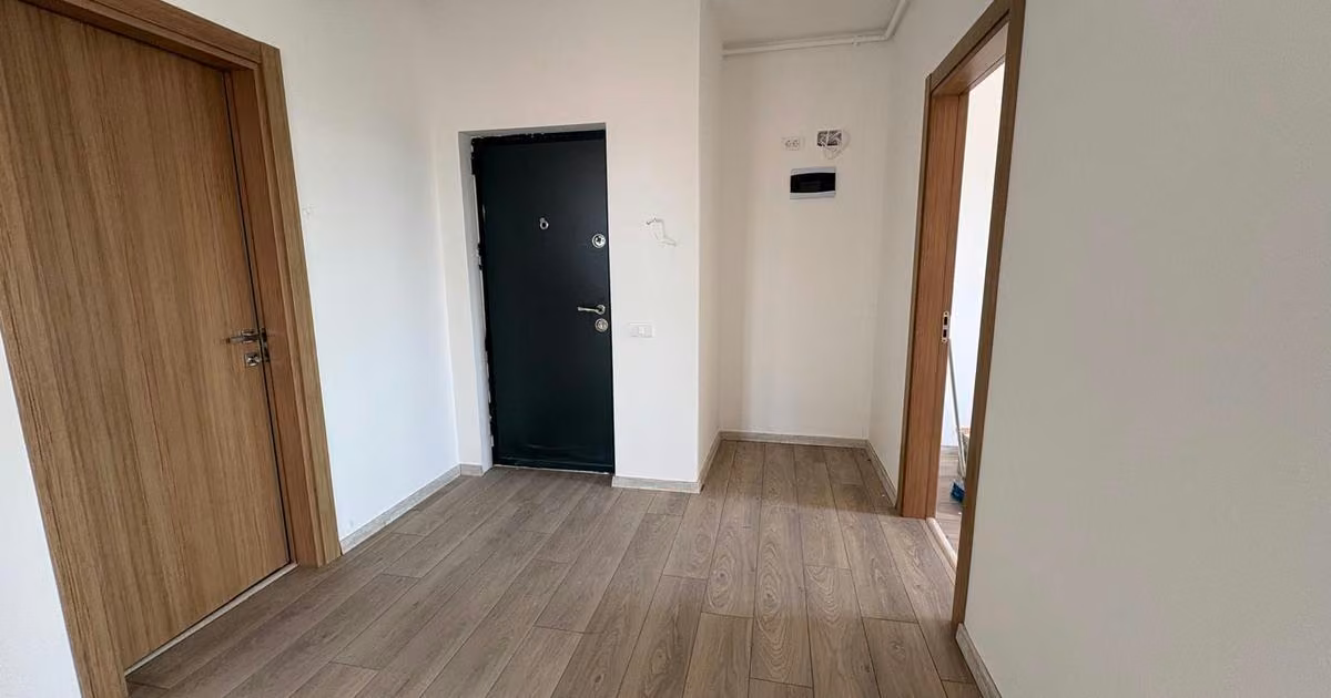 Apartament de vânzare cu 3 camere în zona Apărătorii Patriei, Sector 4