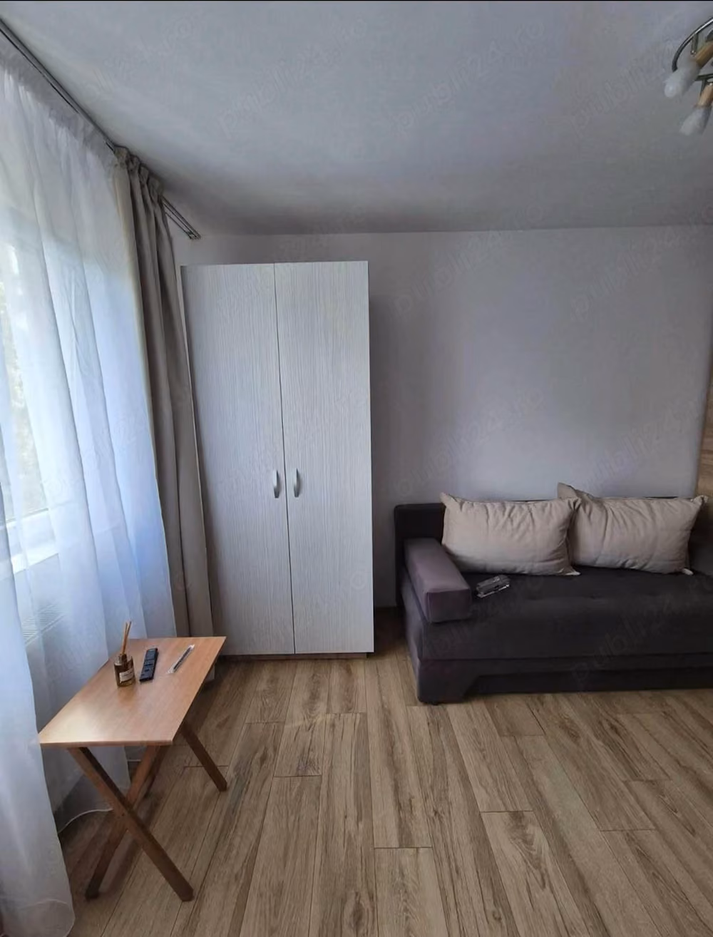 DE VANZARE: Apartament, o Camera la Metrou Drumul Taberei