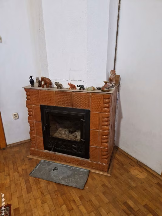 Casă Checea
