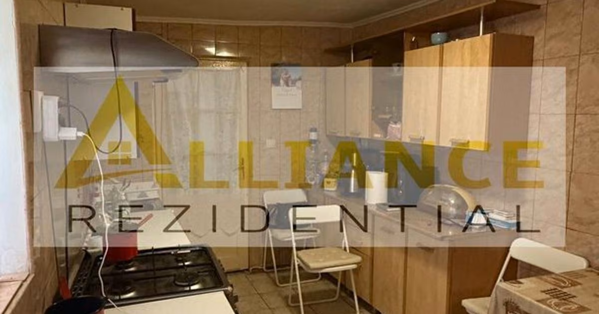 Casă individuală de vânzare cu 5 camere în zona Eroii Revoluției, Sector 4