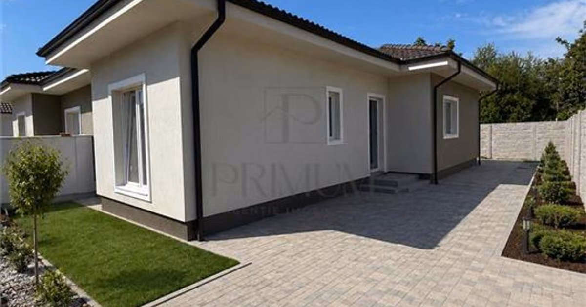 Duplex de vânzare cu 4 camere în Moșnița Nouă