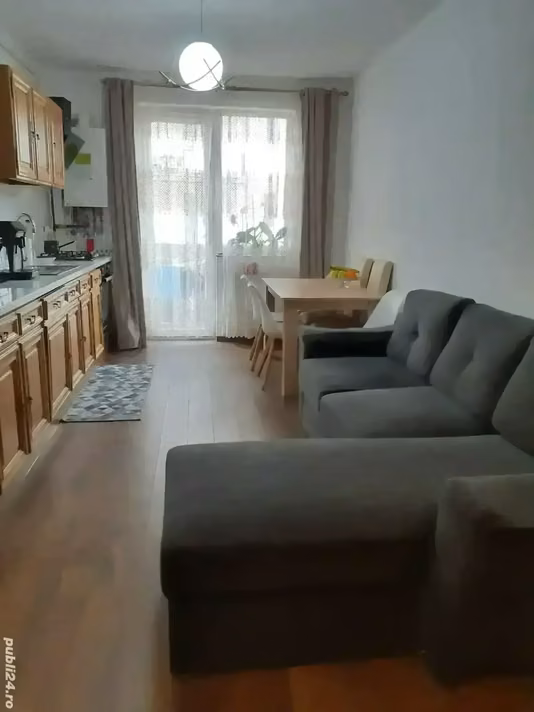 Apartament Floresti