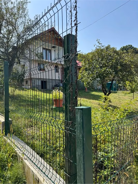 Casă Curtea de Arges