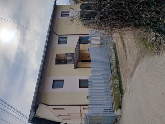 Casă Campina