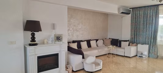 Apartament Tache
