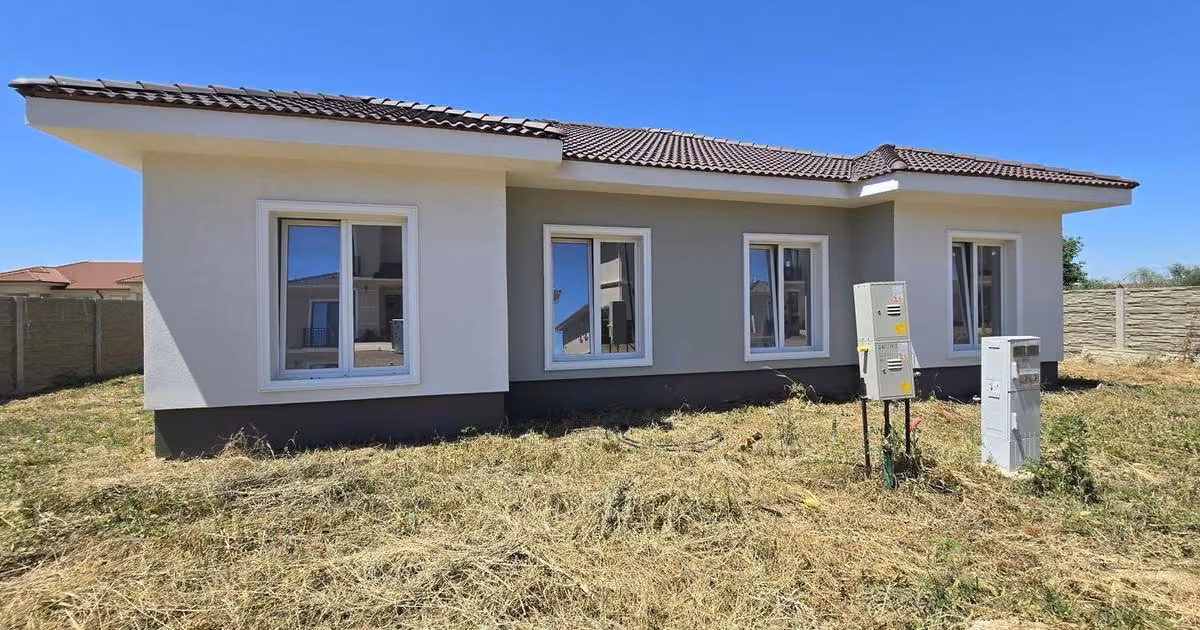 Duplex de vânzare cu 4 camere în Moșnița Nouă