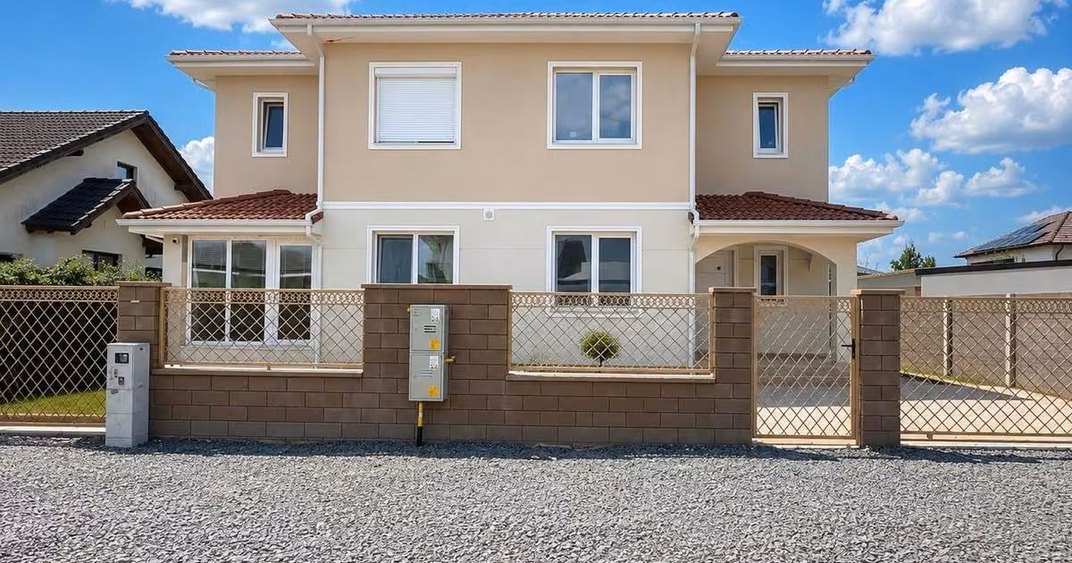 Duplex de vânzare cu 4 camere în Moșnița Nouă