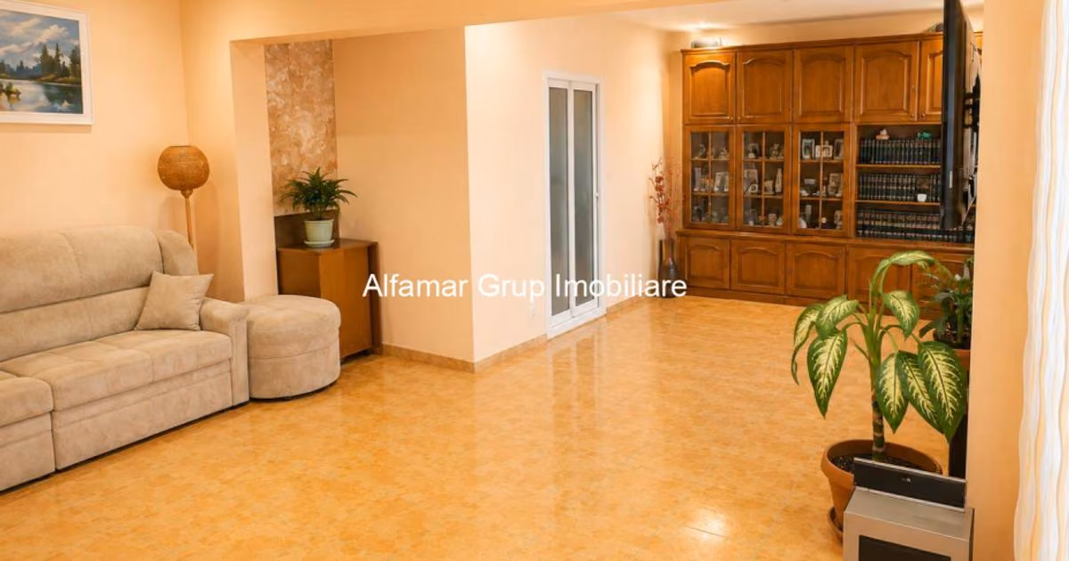 Apartament de vânzare cu 4 camere în zona Berceni, Sector 4
