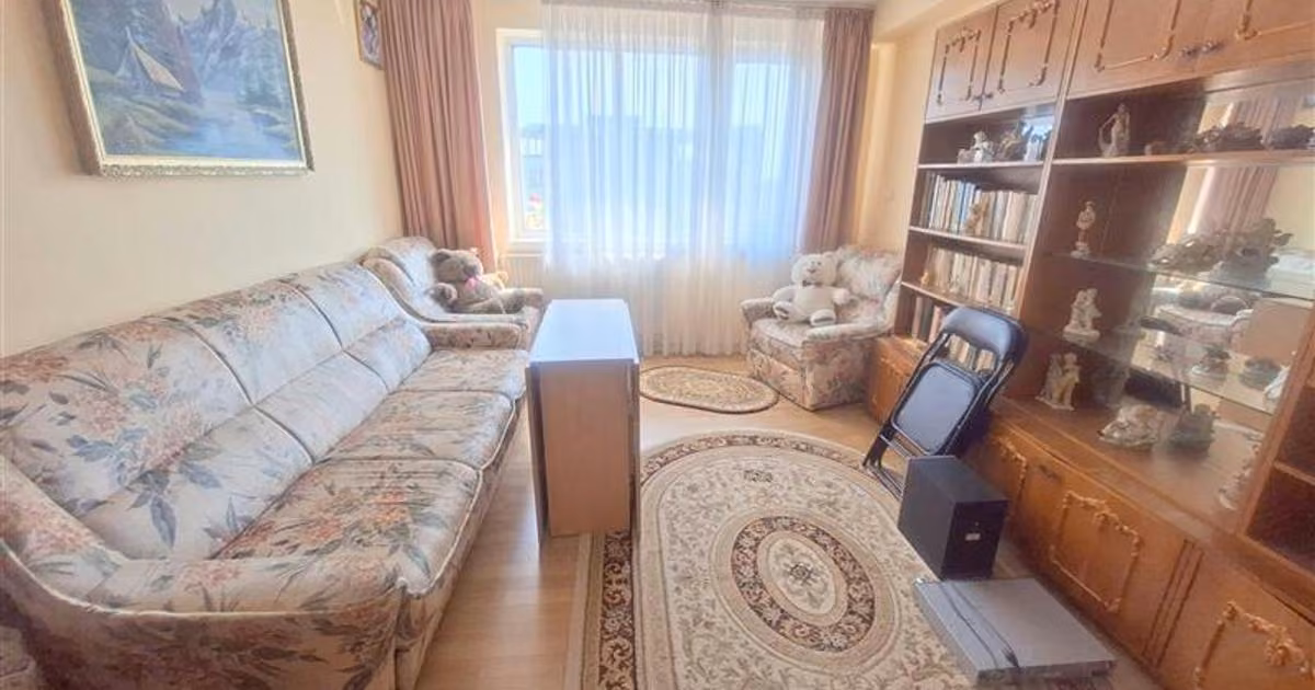 Apartament de vânzare cu 2 camere în zona Orizont, Bacău