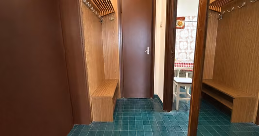 Apartament Titan