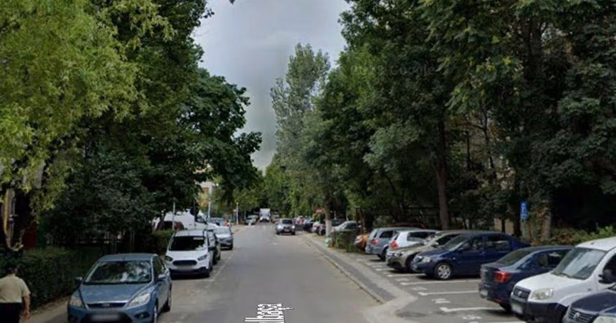 Apartament de vânzare cu 3 camere în zona Berceni, Sector 4
