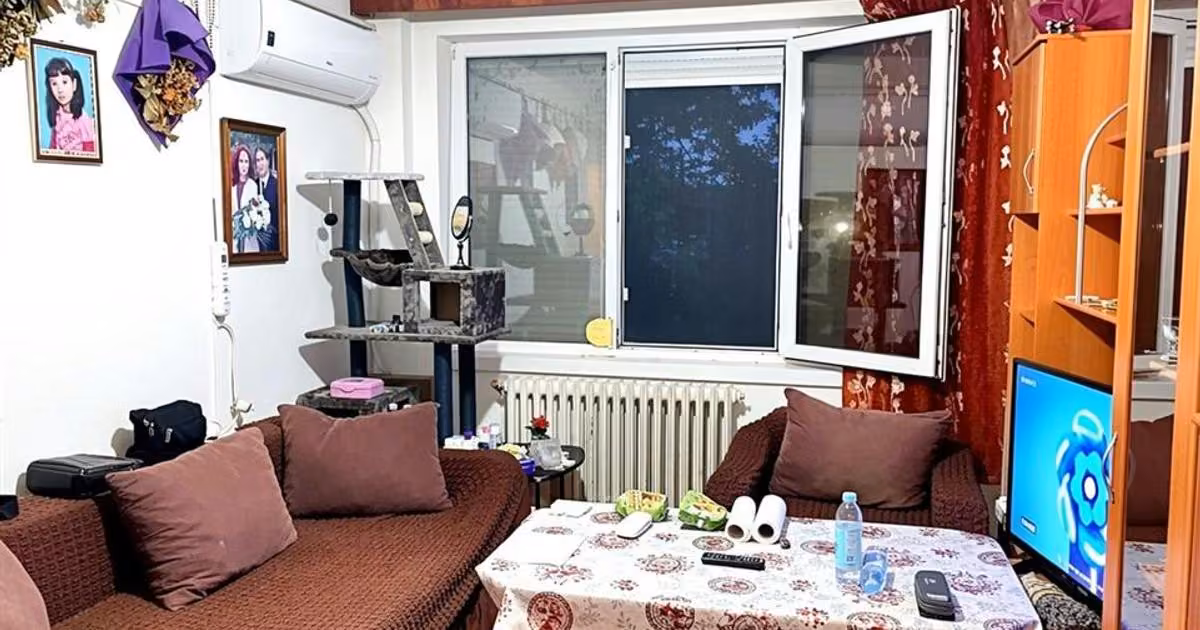 Apartament de vânzare cu 3 camere în zona Hipodrom, Brăila