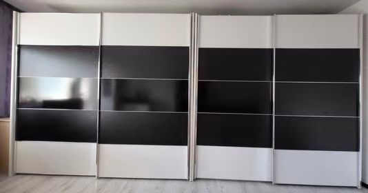 Apartament Militari