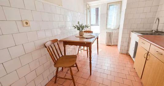 Apartament Titan