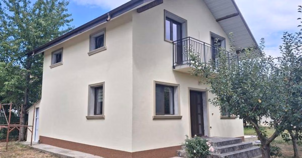 Casă individuală de vânzare cu 3 camere în Iași