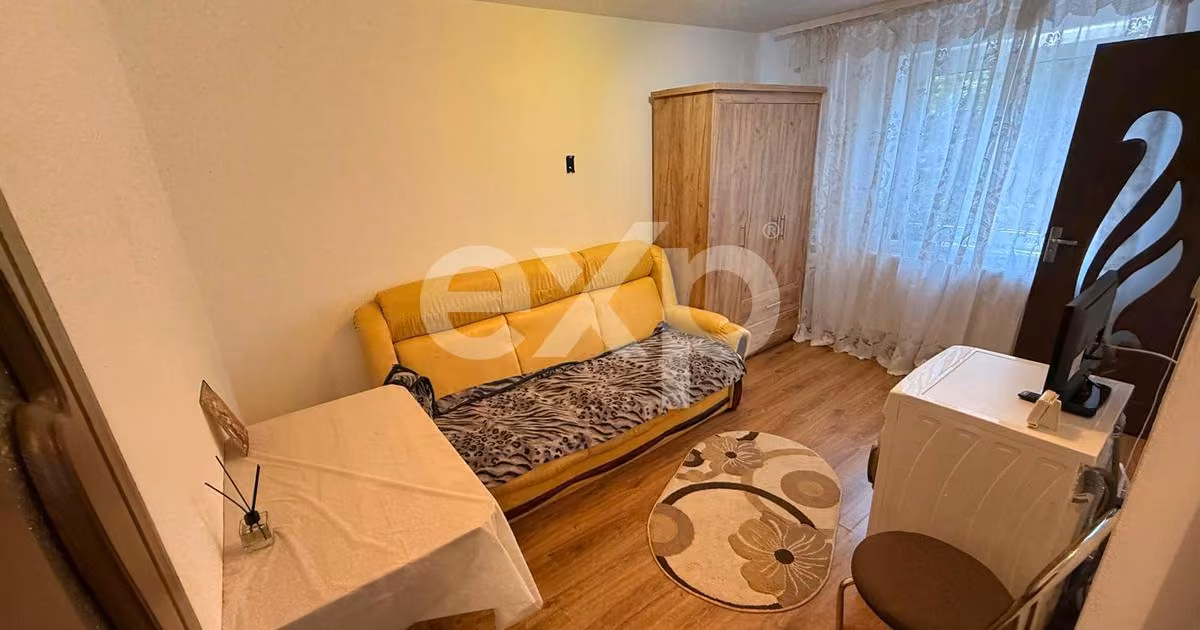 Apartament de vânzare cu 2 camere, mobilat în zona Trivale, Pitești
