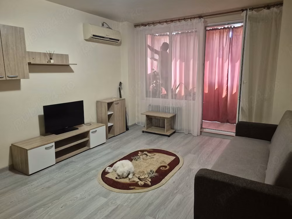 Inchiriez apartament 2 camere