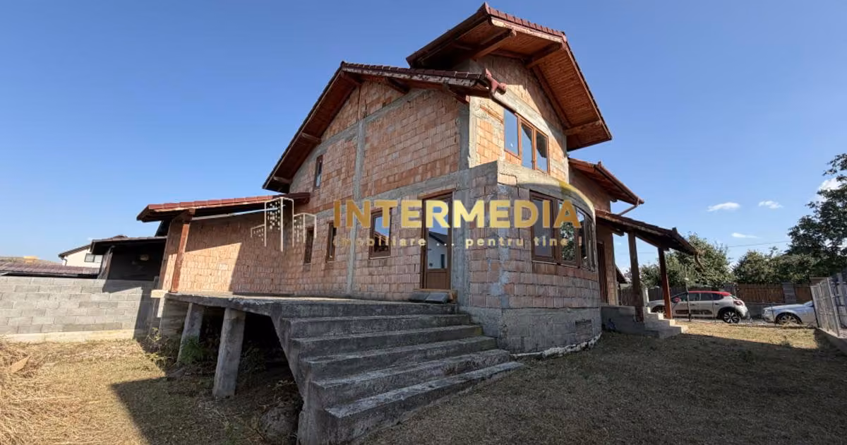 Casă individuală de vânzare cu 4 camere în zona Cetate, Alba Iulia