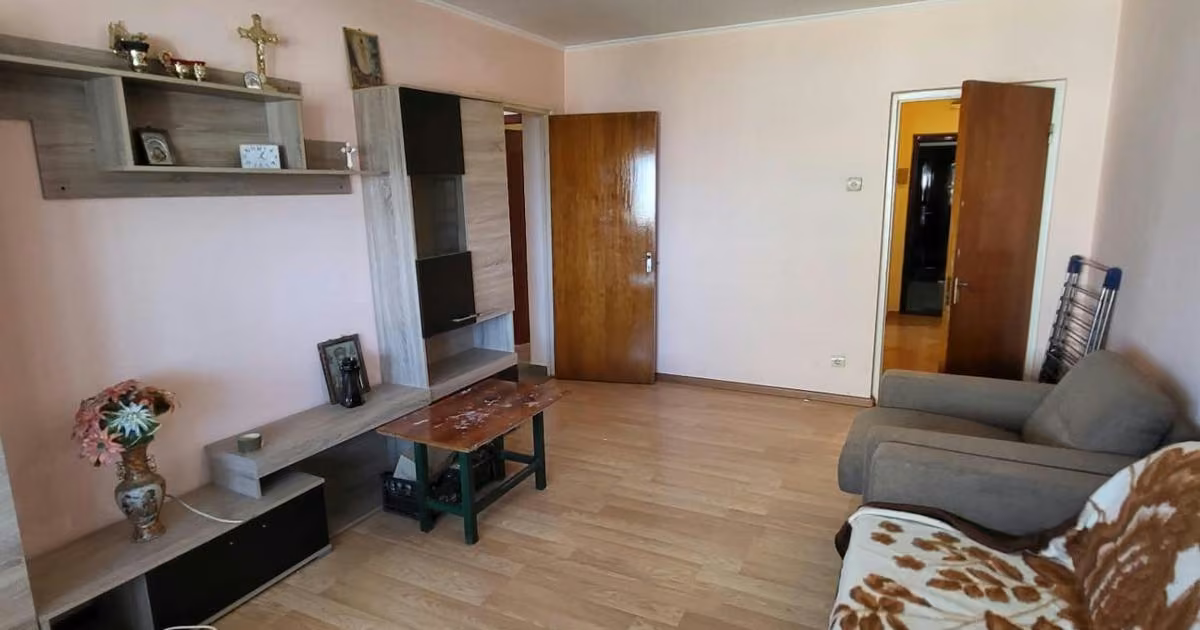 Apartament de vânzare cu 3 camere, mobilat în zona Pantelimon, Sector 2