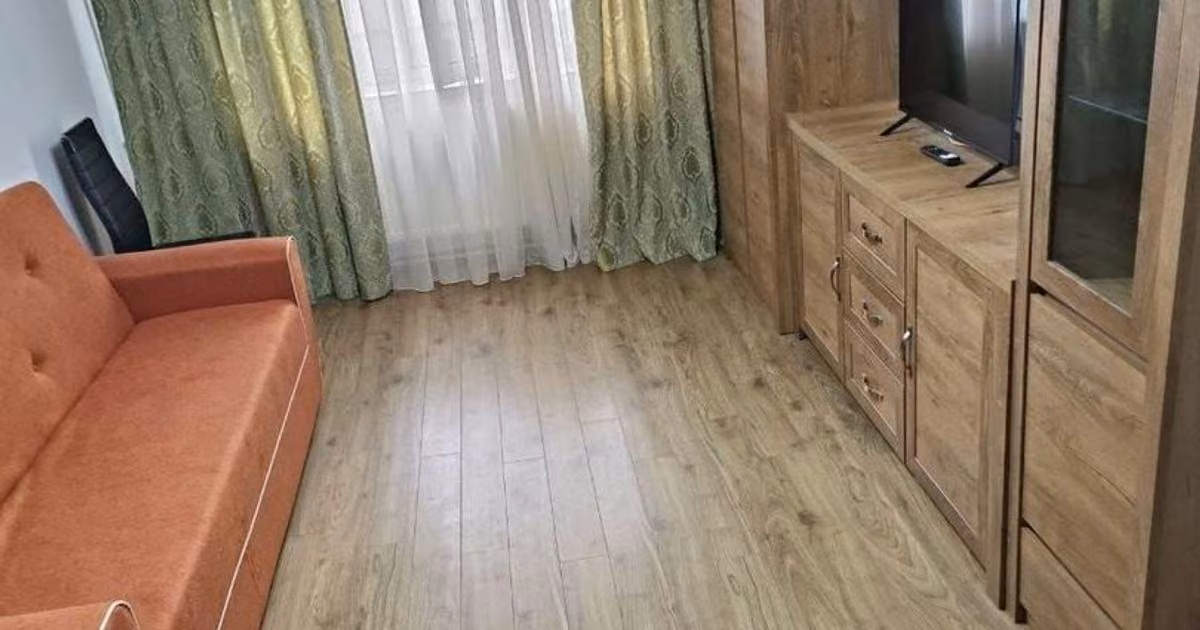 Apartament de vânzare cu 3 camere în zona Siderurgiștilor, Galați