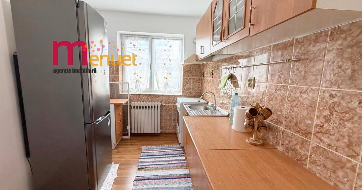 Apartament de vânzare cu 2 camere în zona Big, Tulcea