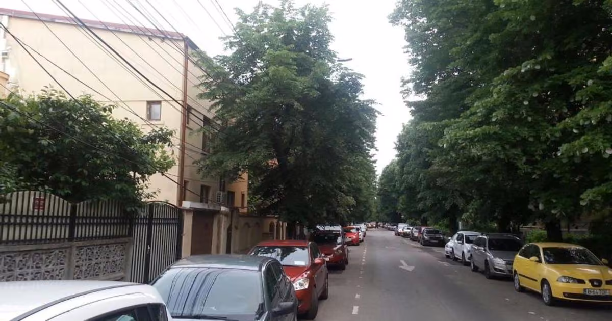 Casă de vânzare cu 4 camere în zona Mihai Bravu, Sector 3