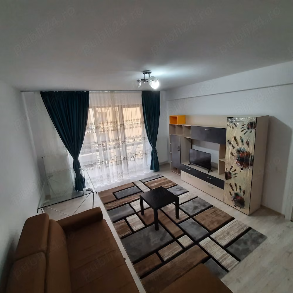 Închiriez apartament 2 camere   65 mp   loc de parcare privat   Str. Acvilei 42