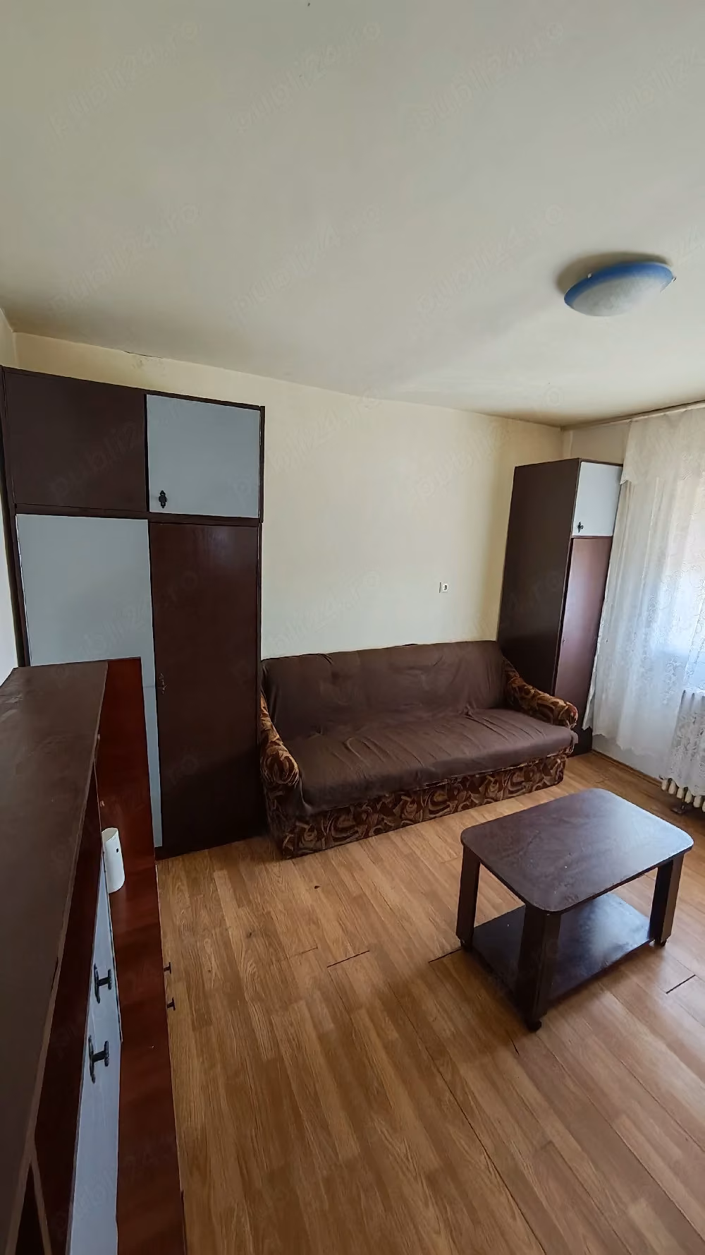 PROPRIETAR Vand garsoniera zona AFI