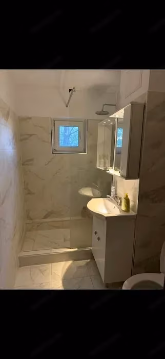 C.Aradului 3 camere et 3 cu 2 bai CENTRALA PROPRIE spatios 65 mp utili