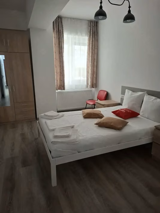 Apartament Restaurant Nava si Papaya