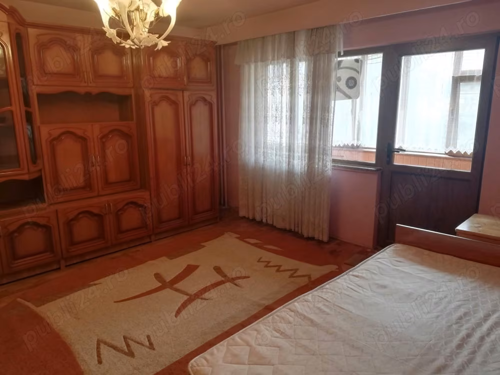 Inchiriez apartament cu 2 camere in Marasti