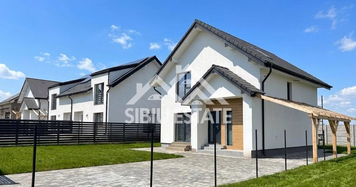 Casă individuală de vânzare cu 5 camere în Șura Mică