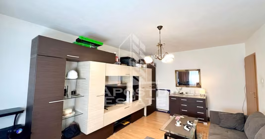 Apartament Cetate