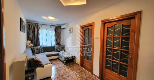 Apartament Cetate