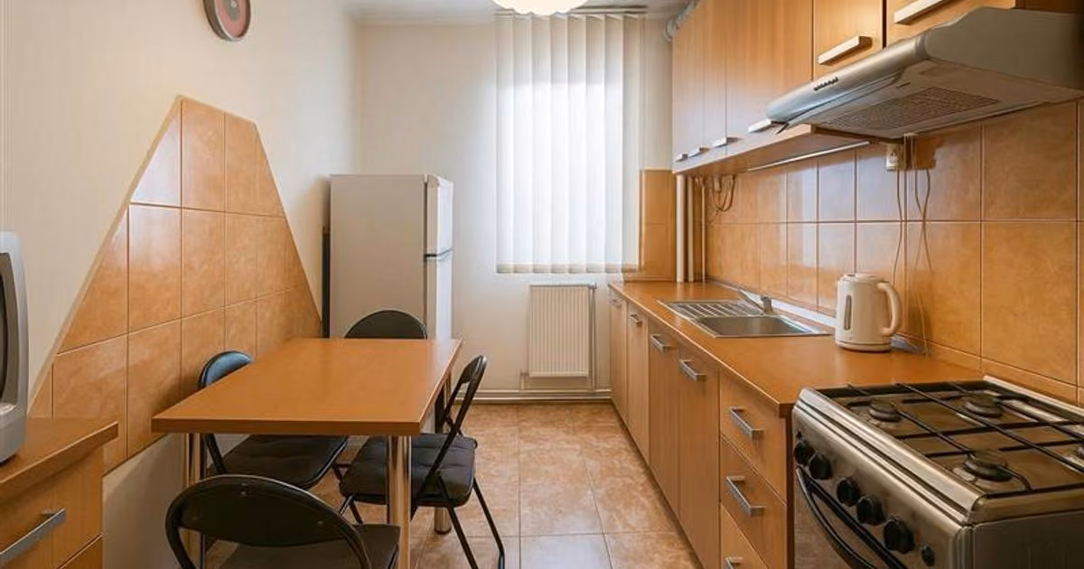 Apartament de vânzare cu 3 camere în Ghimbav