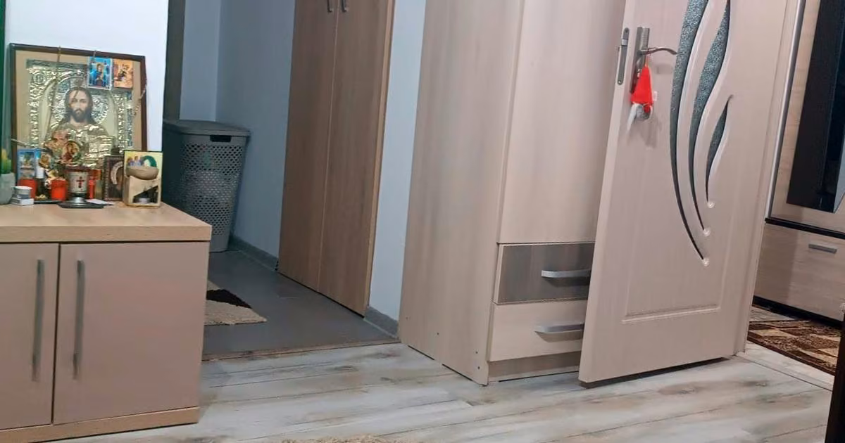 Apartament de vânzare cu 2 camere, mobilat în zona Central, Constanța