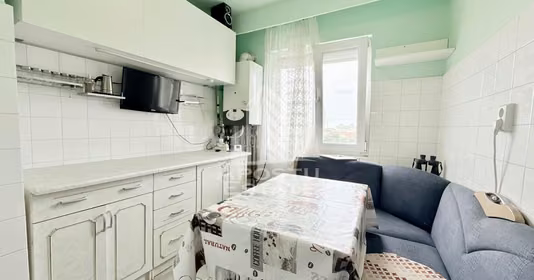 Apartament Cetate